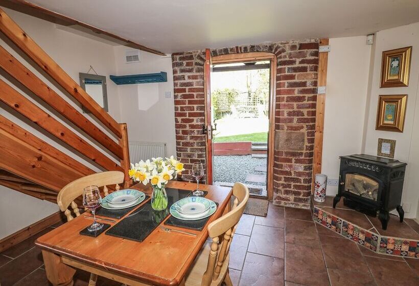 Top Stable Cottage
