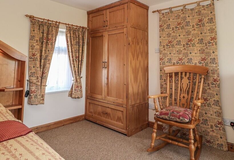 Top Stable Cottage
