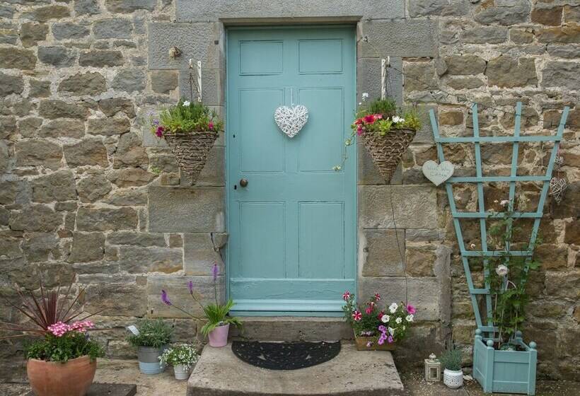 West Wing Cottage
