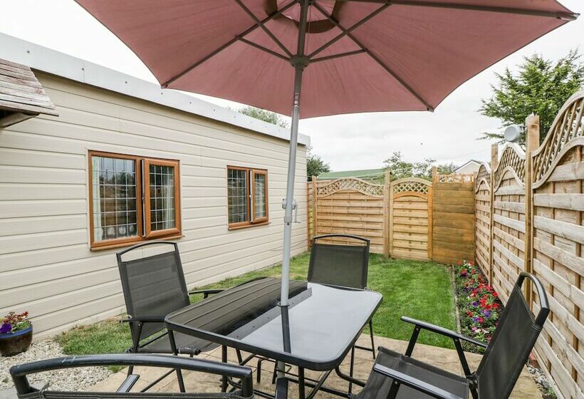 Wisteria Chalet