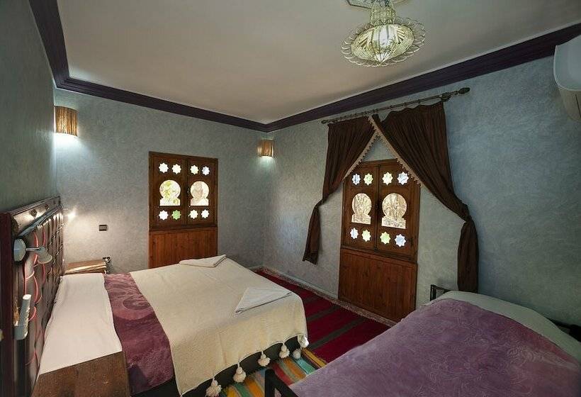 تختخواب و صبحانه Dar Adrar