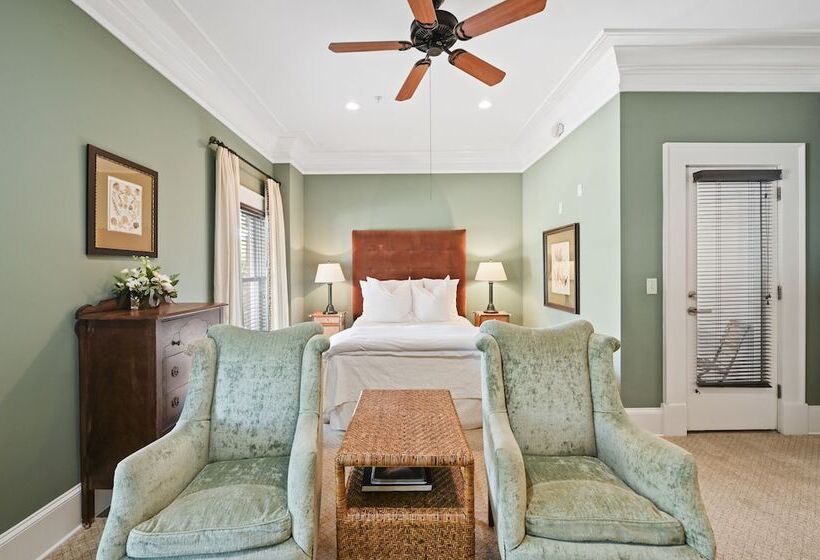 مبيت وإفطار The James Madison Inn