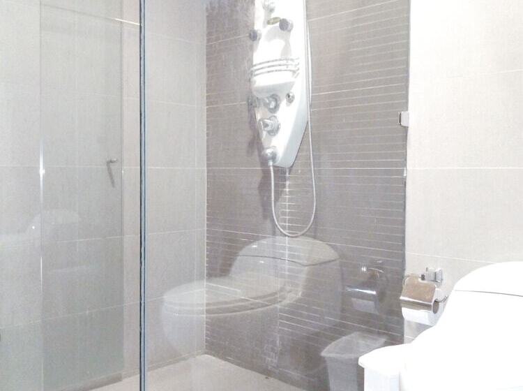 تختخواب و صبحانه Villas Anuhur