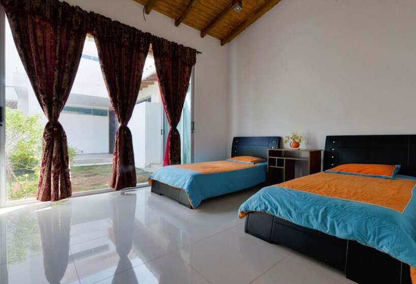 تختخواب و صبحانه Villas Anuhur