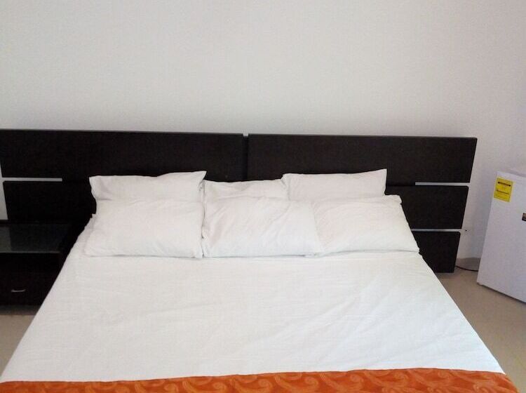 تختخواب و صبحانه Villas Anuhur