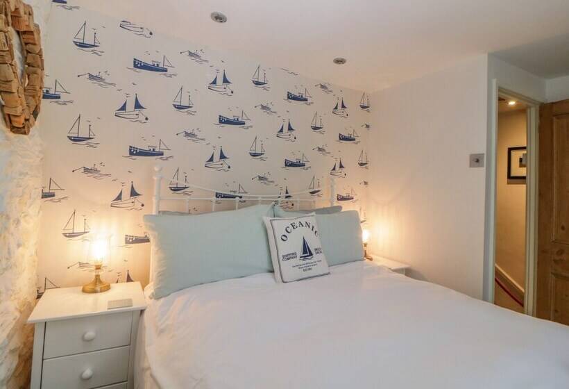 Curlews Cottage