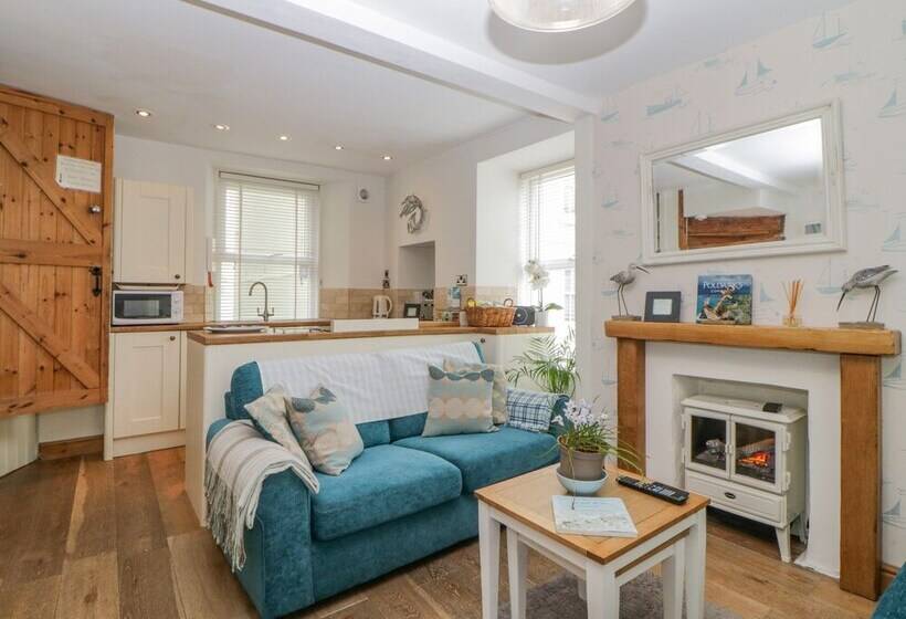 Curlews Cottage