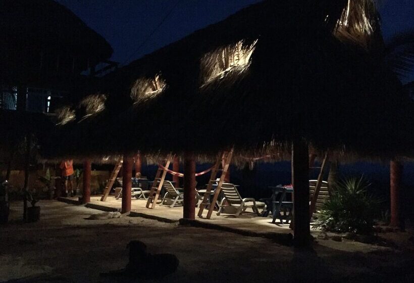 Hostal Alejo Monte Mar