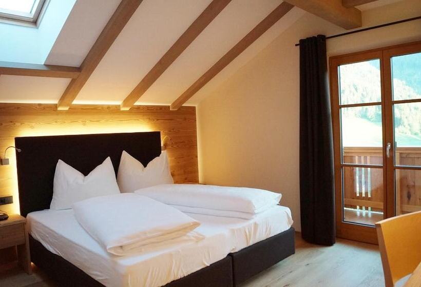 Хостел Gasthof Laurin