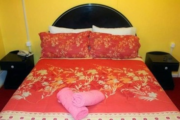 Hostal Residencial Bulnes