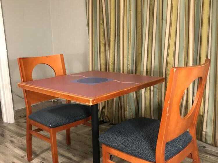 هتل Bay Breeze Inn Bradenton Downtown