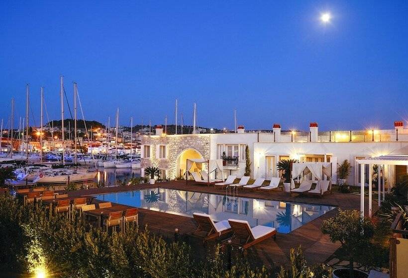 هتل Cesme Marina Konukevi