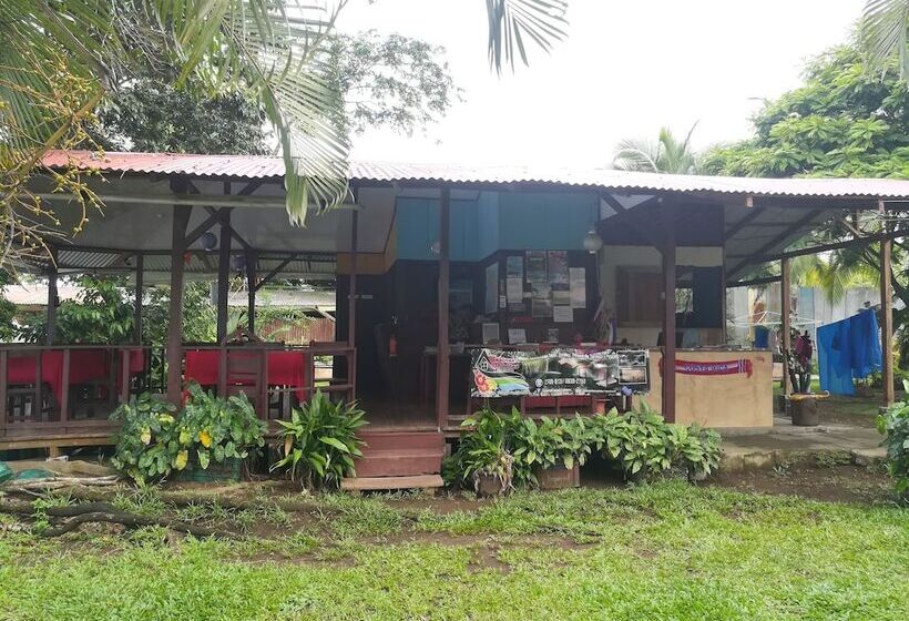 هتل Chinitas Eco Lodge