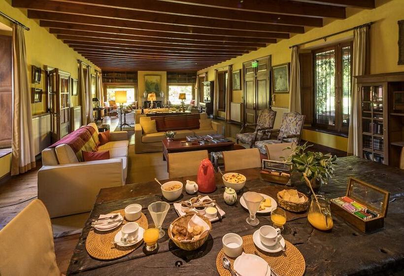 ホテル Estancia La Bandada