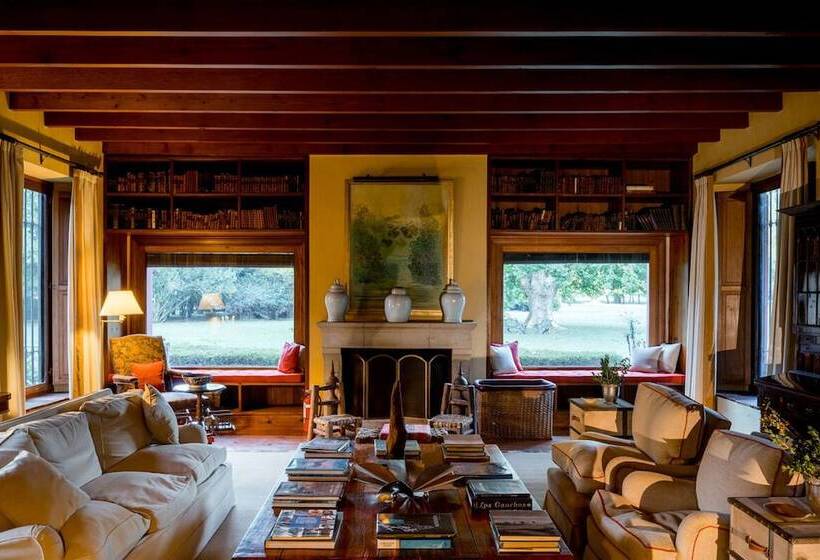 ホテル Estancia La Bandada