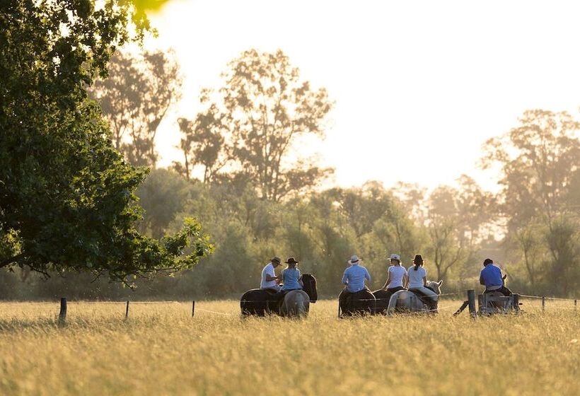 ホテル Estancia La Bandada