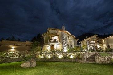 هتل Intiterra The Luxury Apart