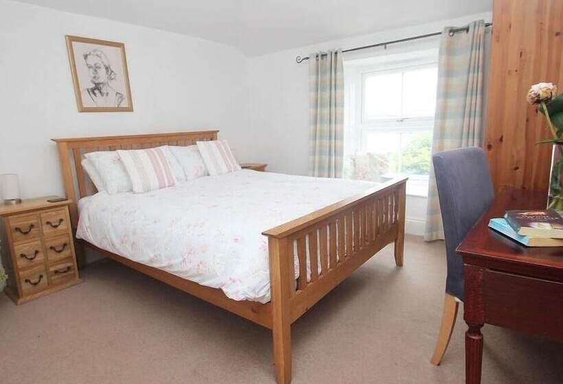 Incline Cottage