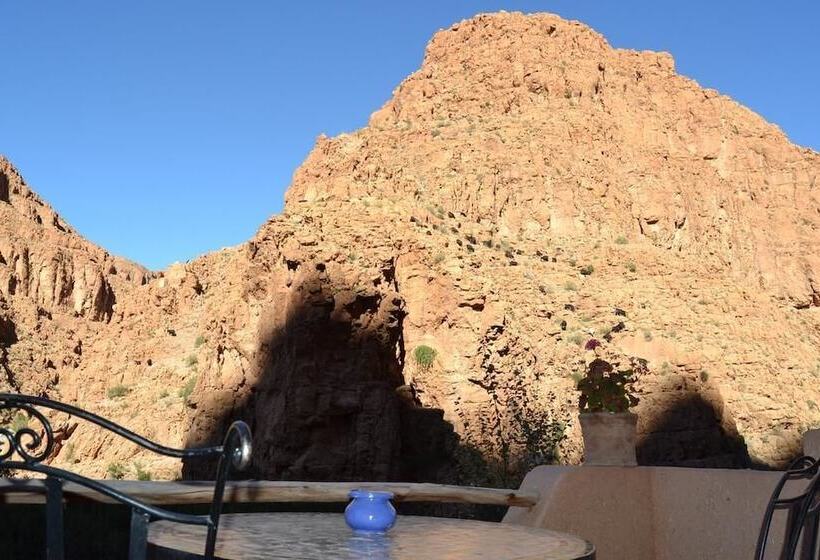 بنسيون Auberge Tissadrine