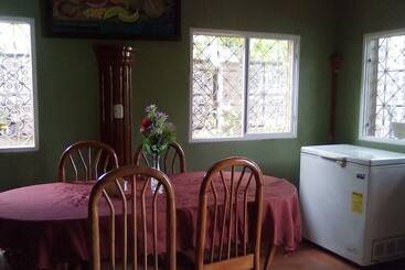 پانسیون Guest House Casa Oro Fina