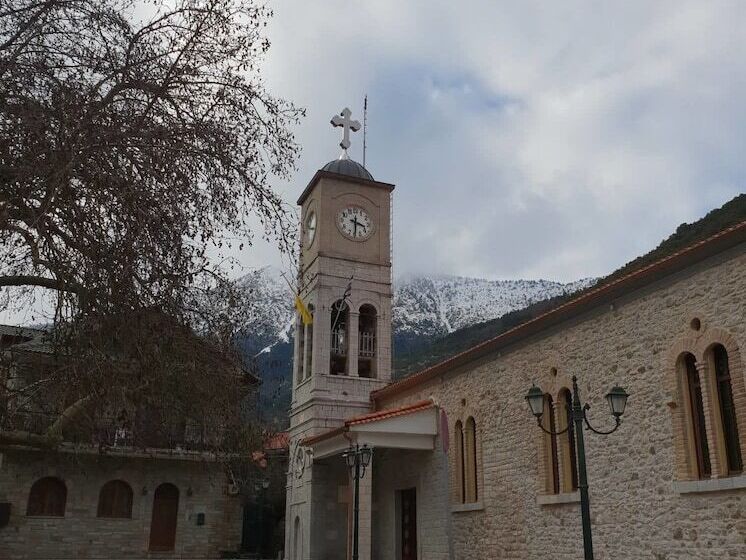 پانسیون Mansion Of Kertezis
