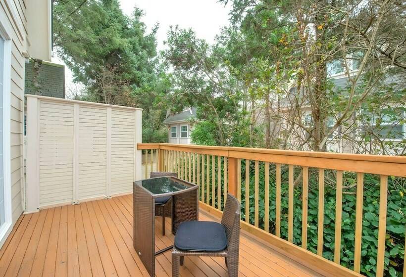 Sea Breeze Cottages