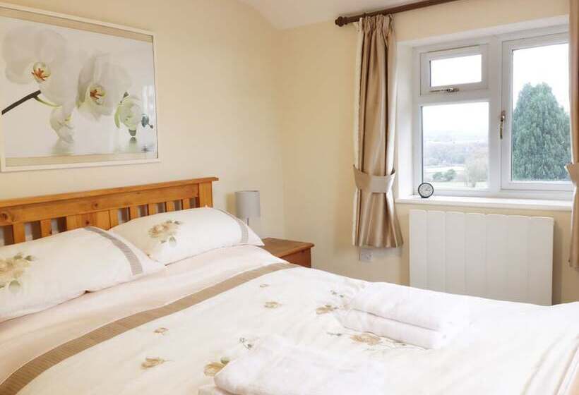 Broadway Lands Farm