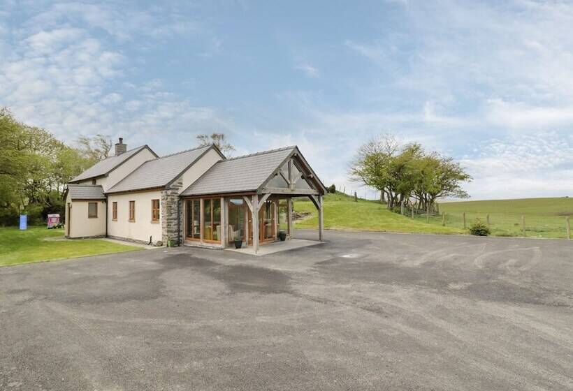 Glan Gors