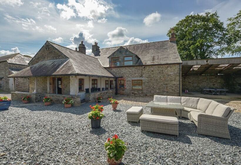 Haye Barton Farm