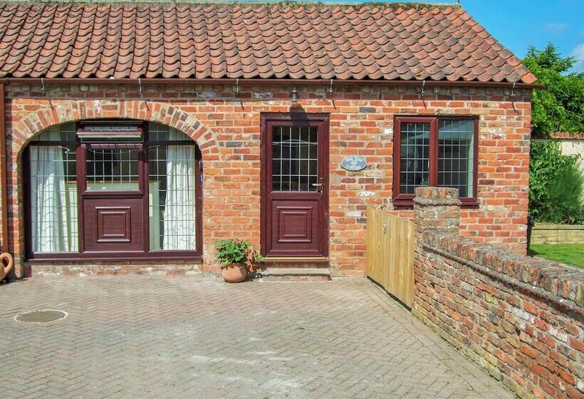 Oak Tree Cottage