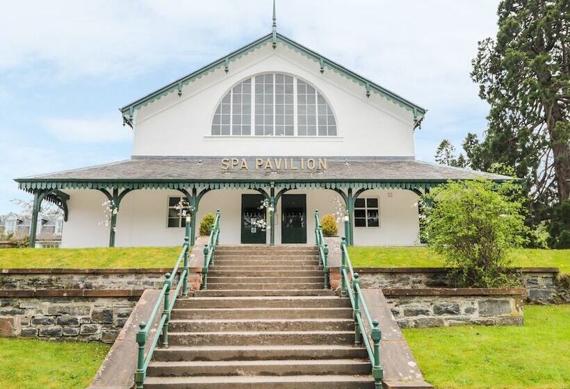 Otter Lodge