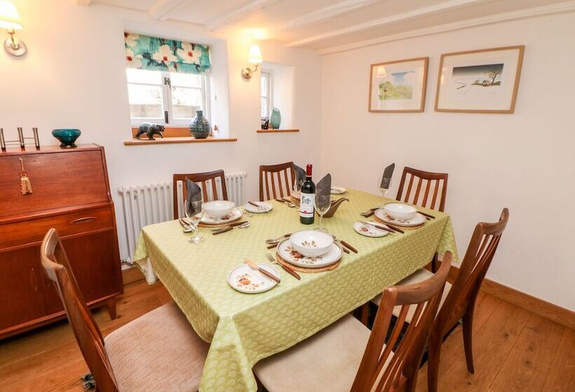 Rose Cottage