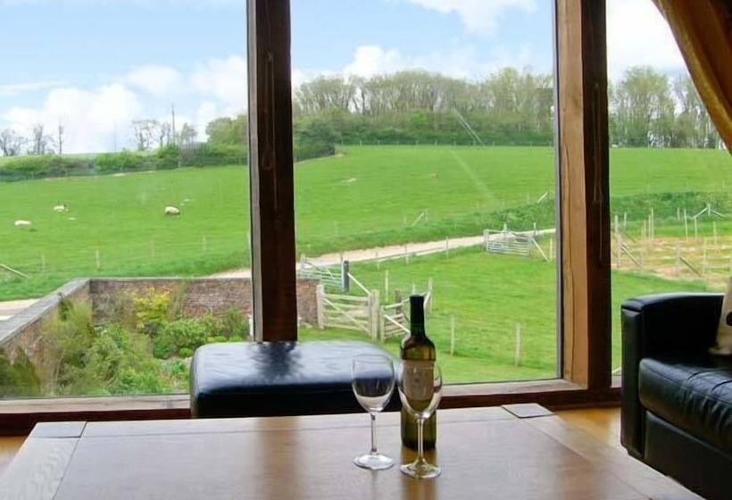 Shepherd's Hut