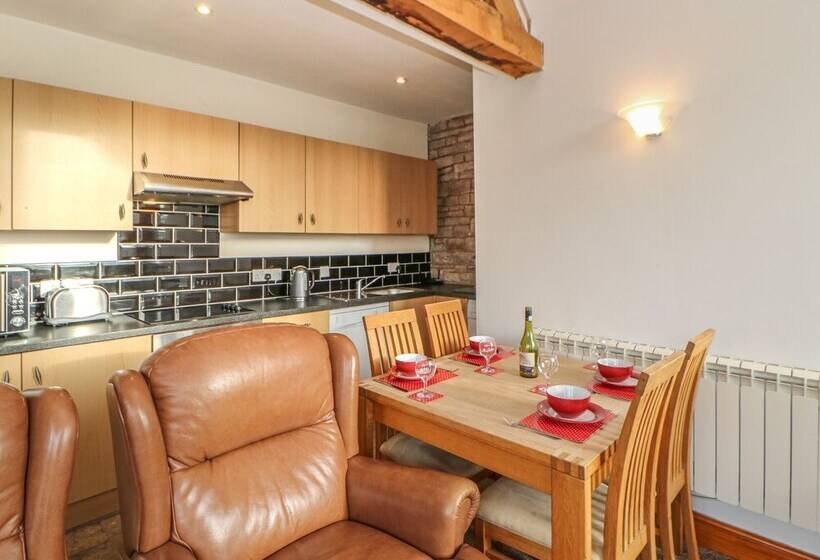 Swallow Cottage