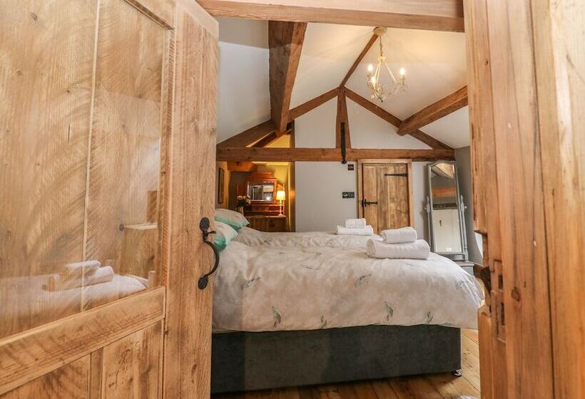 The Carriage House