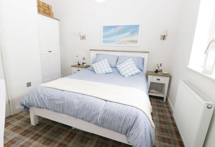 The Lobster Pot Beach House