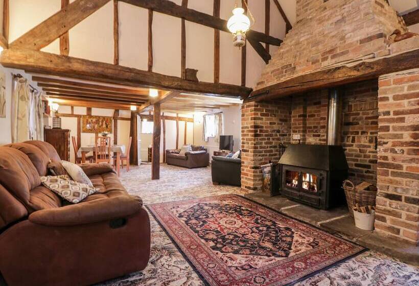 Brew Cottage