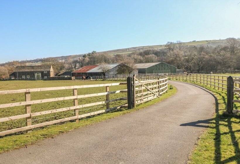 Bullace Barn