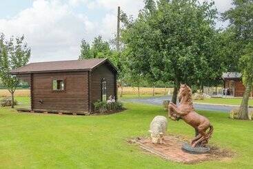 Cornfield Lodge