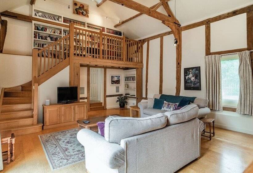 Ducksfoot Barn