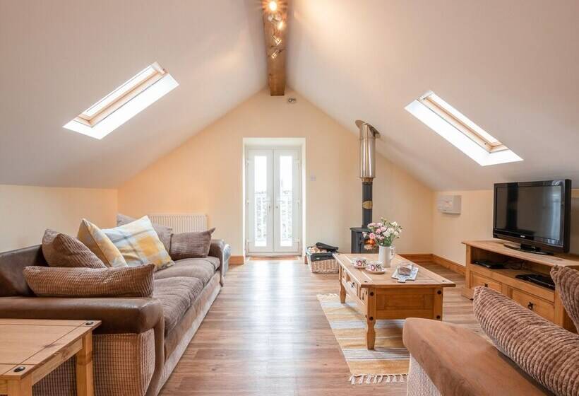 Hendre Cottage