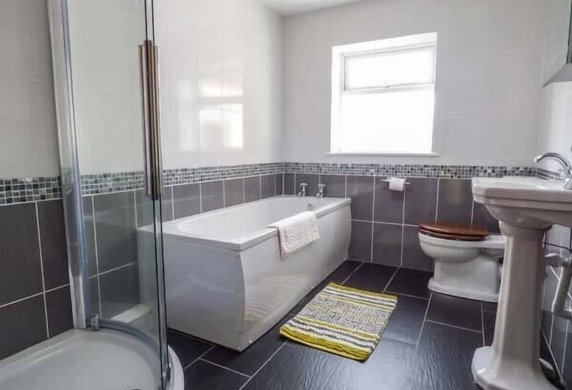 Maerdy Cottage