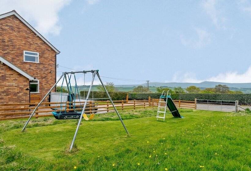 Pen Y Gaer
