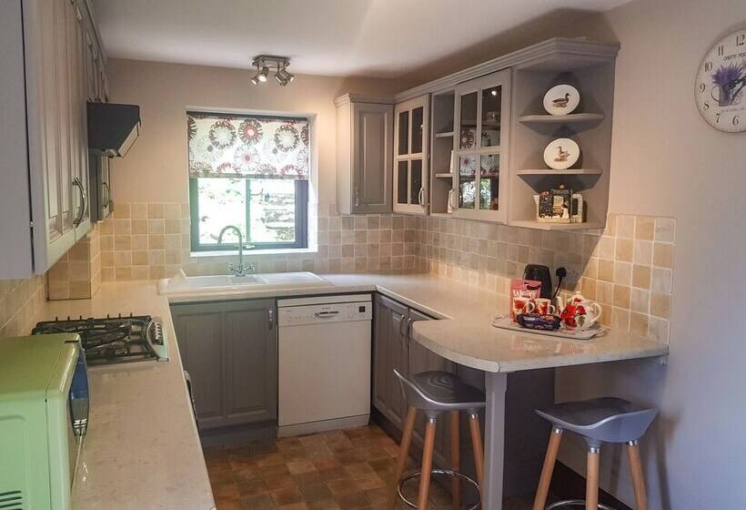 Rambler's Cottage