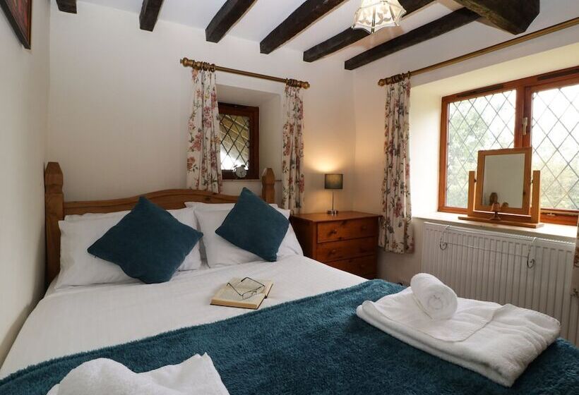Shells Cottage