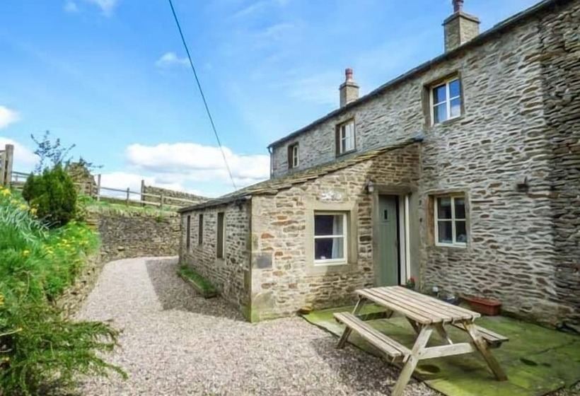 Street Head Farm