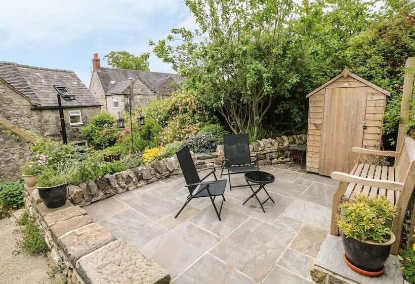 Sundial Cottage