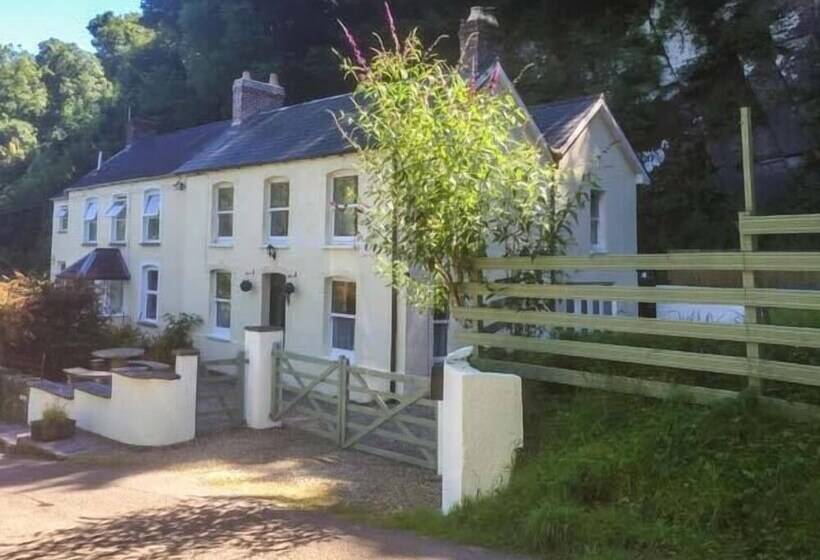 Teifi House