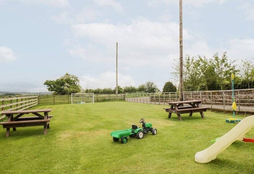The Old Grainstore