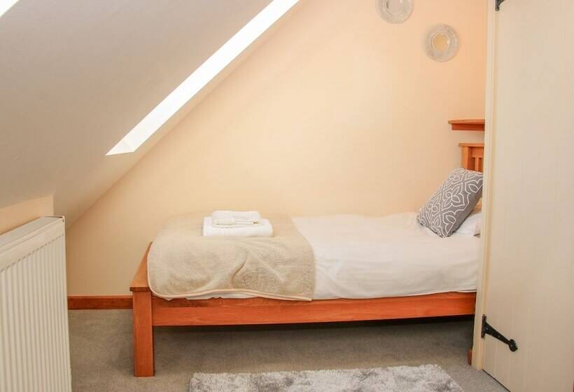 The Turnip House